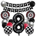 Détail fête de course avec ballon numéro 8 noir géant et bannière à damier de course - Set de 8ème Anniversaire