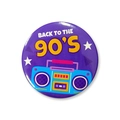 Makroaufnahme von 58mm Weißblech-Anstecker mit Retro-90er-Radio und glänzender Optik - Radio Muster (90s Modell 1)