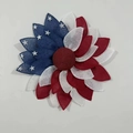 Patriottische krans Onafhankelijkheidsdag rood wit blauw met sterren en mesh bloembladen - Gezoomde Stijl