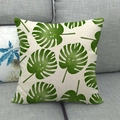 Funda de cojín de lino con estampado de hoja de monstera en un sofá gris - Estilo de Hoja de Monstera Beige (14)