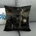 Gotischer Kissenbezug mit Spukhaus-Motiv auf grauem Leinenstoff für das Sofa - Dunkles Gotisches Schloss (3)