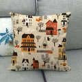 Halloween kussensloop met kasteel en pompoen op getextureerde beige stof - Beige Kasteel Geest Pompoen (4)