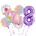 Détail de ballons 8ème anniversaire avec château, carrosse rose et marguerites - Chiffre 8