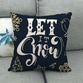 Housse de coussin en lin bleu foncé avec motif de fête LET IT SNOW et flocons dorés - LET IT Snow (9)