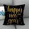 Housse de coussin noire en lin avec texte happy new year doré et étoiles décoratives - Happy New Year (12)