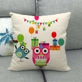 Funda de cojín de lino con estampado de búho de cumpleaños en sofá gris - 45x45cm / Estilo de Fiesta de Cumpleaños de Búho Colorido (10)