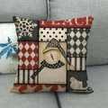 Housse de coussin Noël en lin avec bonhomme de neige et motif carreaux rouges - Peace Collage Artistique (14)