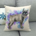 Detalle de funda de cojín de lino con diseño de Schnauzer acuarela en sofá gris - Estilo Schnauzer (4) / Square Style