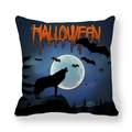 Μαξιλαροθήκη Halloween με λύκο που ουρλιάζει, πανσέληνο και νυχτερίδες σε λευκό φόντο - Λύκος του Μεσονυχτίου Φεγγάρι Στυλ (1)