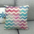 Quadratischer Kissenbezug in Leinenoptik mit buntem Regenbogen-Zickzack-Muster - Lila Blaues Chevron Geometrisches Muster (21)