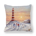Dettaglio della federa quadrata con illustrazione festiva di un faro invernale - Faro E Pupazzo Di Neve / 45x45cm