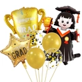 Detail des Abschluss-Ballon-Sets mit Goldpokal und Congrats Grad Charakter-Design - Abschluss Mädchen Set B