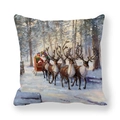 Weihnachtskissenbezug mit Weihnachtsmann im Rentierschlitten im Ölgemälde-Stil - Schlitten im Wald (15)