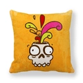 Gelbes quadratisches Dekokissen mit buntem künstlerischem Cartoon-Totenkopf-Pop-Art - 45x45 cm / Künstlerischer Explodierender Totenkopf (6)