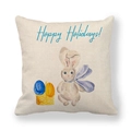 Dettaglio macro della federa in lino con coniglietto pasquale e testo Hoppy Holidays - Coniglio dalle Orecchie Lunghe e Cesto di Uova (19) / 45cmx45cm