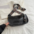 Borsa a cilindro nera minimalista con ampia tracolla geometrica colorata per donna - Nero