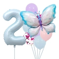 Blaues Set mit Zahlenballon 2, bunten Schmetterlingen und Pastell-Partydekorationen - Eisblau Schmetterling Set Nummer 2