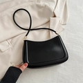 Sac bandoulière chic en cuir noir minimaliste avec détails en métal doré élégant - Noir