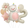Dettaglio set palloncini orsetto con margherita e numero 2 per decorazioni compleanno - Orso Bianco Latte Stile 2