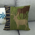 Détail de la texture en lin vintage avec motif de cerf et lettrage HUNTING sur le coussin - Style Double Cerf Silhouette Vert Hunting