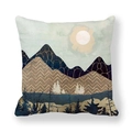 Housse de coussin carrée texture marbre avec montagnes dorées et décor de forêt bleue - Silhouette de Montagne Brun Doré (20)