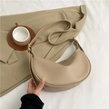Bolso bandolera retro beige crema en forma de media luna con correa ajustable - Caqui