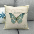 Vintage linnen kussensloop met blauwe vlinderprint en retro BLEU-tekstversiering - 45x45 cm / Blauw-Groene Vintage Vlinder (1)