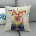 Leinen-Kissenbezug mit buntem Künstler-Schwein und Brille auf grauem Sofa - Schwein mit Brille Stil (1)