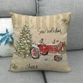 Funda de cojín navideño de lino con tractor rojo vintage en un sofá gris - 45x45 cm / Estilo Tractor Rojo (10)