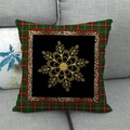 Detail van linnen kussenhoes met gouden sneeuwvlok, luipaardprint en ruitpatroon - 45x45 cm / Gouden Sneeuwvlok Mandala Stijl (2)