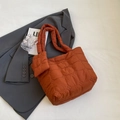 Quilted caramel nylon tote bag with matching coin purse and stylish diamond pattern - Brown