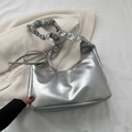 Bolso hobo plateado metalizado minimalista con elegante correa fruncida al hombro - Plateado