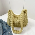 Schicke cremegelbe Tote Bag für Damen mit einzigartiger Popcorn-Struktur und 3D-Blasendesign - Grün