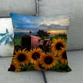 Federa in lino con stampa vintage di girasoli e trattore su un divano grigio - 45*45cm / Trattore Vintage e Girasoli (12) / Multicolore