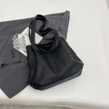 Bolso tote clásico de piel negra con patrón de lichi, textura suave y gran capacidad - Negro