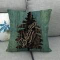 Leinen-Kissenhülle mit Holzmaserung, Kiefern-Silhouette und Breathe-Schriftzug - Quadratischer Stil (Nur Kissenbezug)