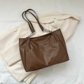 Brown vintage PU leather tote bag with chain shoulder strap and front pocket detail - Brown