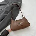 Borsa sottobraccio marrone retrò con fibbia a stella argento e texture in pelle - Marrone