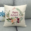 Kissenhülle aus Leinen mit Happy Autumn Schriftzug und Aquarell-Blumenkranz - 45x45cm / Happy Autumn Stil