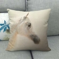 Funda de cojín de lino con retrato de caballo blanco sobre un fondo beige - Cara de Caballo Blanco Suave Realista Perfil (5)