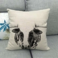 Gedetailleerde textuur van katoenen linnen kussensloop met realistische stierenkop print - 45x45 cm / Longhorn Stier (3)