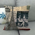 Funda de cojín de lino vintage con la Torre Eiffel y sellos en un sofá de color gris - Estilo París Torre Eiffel Café (3)