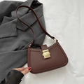 Borsa a tracolla retrò marrone in ecopelle con elegante fibbia dorata per un look chic - Marrone