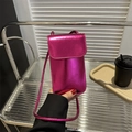 Bolso de hombro magenta metalizado brillante para móvil con correa ajustable - Rosa rojo