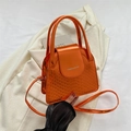 Borsa a mano arancione brillante con trama a coccodrillo e tracolla staccabile - Arancione