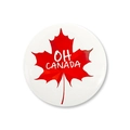 Dettaglio della spilla tonda in banda stagnata con foglia d'acero rossa e scritta - 58mm / Stile Testo OH CANADA