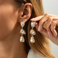 Boucles d'oreilles perles baroques irrégulières avec bordure en métal doré et style rétro - Style Doré (3791)