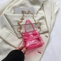 Mini sac bandoulière rose transparent en PVC avec chaîne dorée sur blazer texturé - Rose rouge