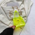 Mini sac bandoulière en PVC transparent jaune fluo avec chaîne dorée et poignée - Vert