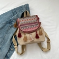 Boho-Canvas-Rucksack in Khaki mit bunten geometrischen Mustern und Fransen-Details - Rot